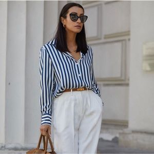 Lily Silk medium size great condition